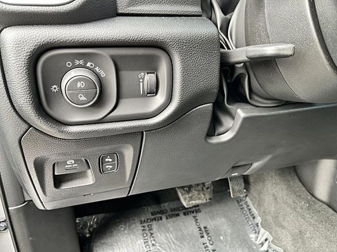 Used 2022 RAM 1500 Big Horn image 14