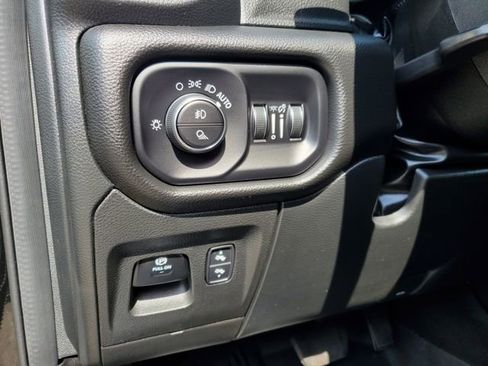 Used 2022 RAM 1500 Laramie w/ Sport Appearance Package image 14