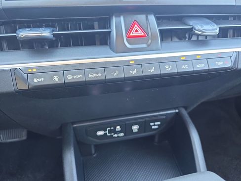 Used 2025 Kia K4 LXS image 25