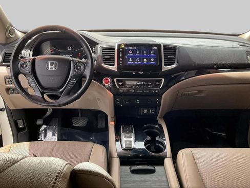 Used 2016 Honda Pilot Elite image 16