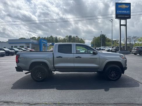 New 2026 Chevrolet Colorado W/T w/ WT Custom Package AWD/4WD image 8