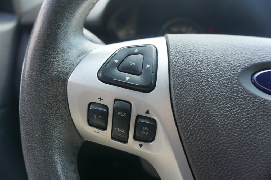 Used 2013 Ford Edge Limited FWD image 7
