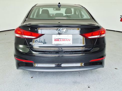 Used 2018 Hyundai Elantra SEL FWD image 8
