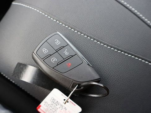 New 2026 Chevrolet Traverse LT w/ Midnight/Sport Edition image 32