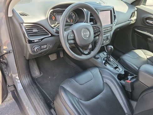 Used 2023 Jeep Cherokee Altitude Lux AWD/4WD image 9