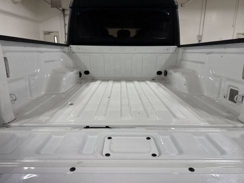 Used 2021 Jeep Gladiator Rubicon AWD/4WD image 23