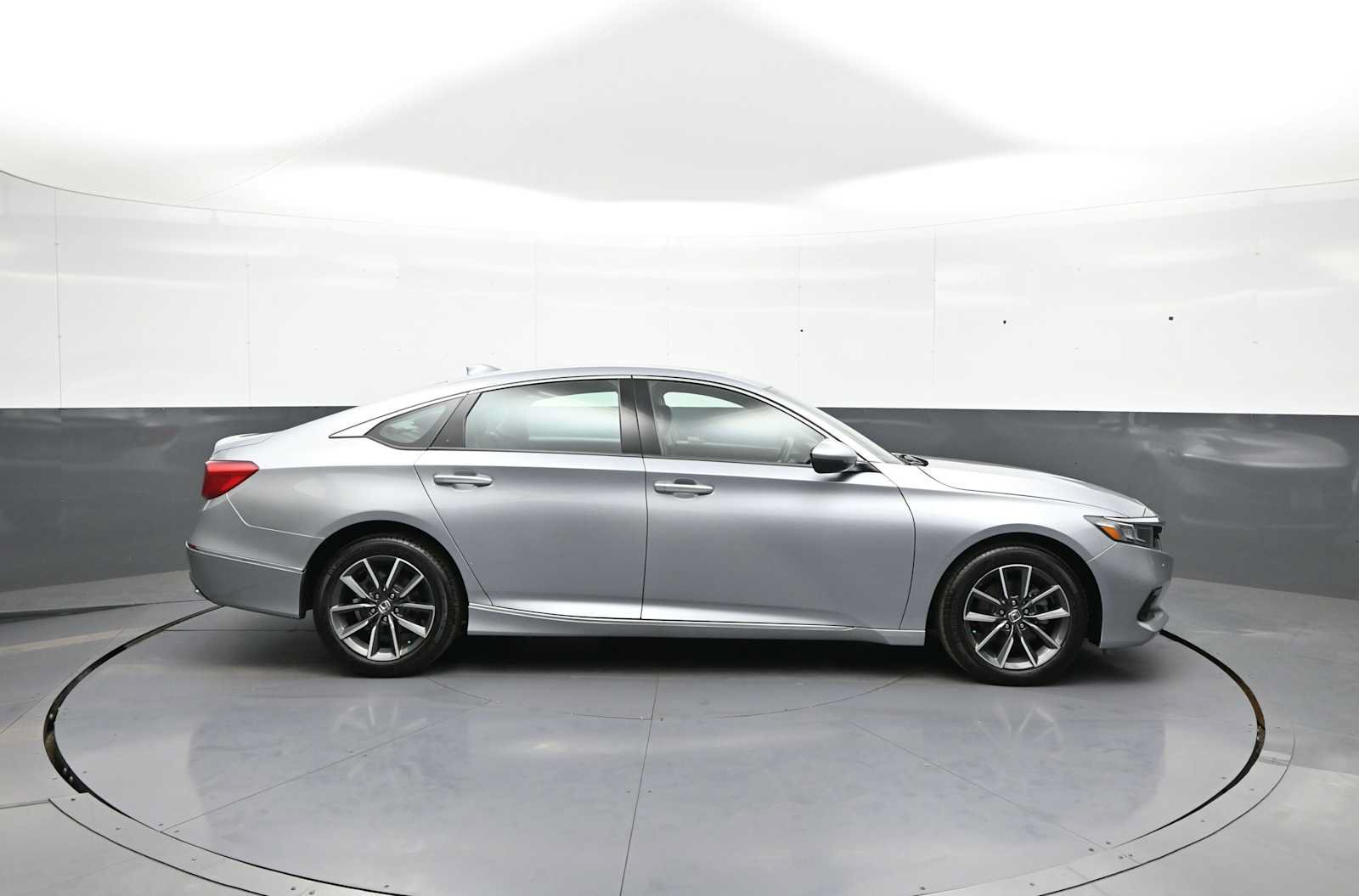 Certified 2022 Honda Accord EX-L image 5