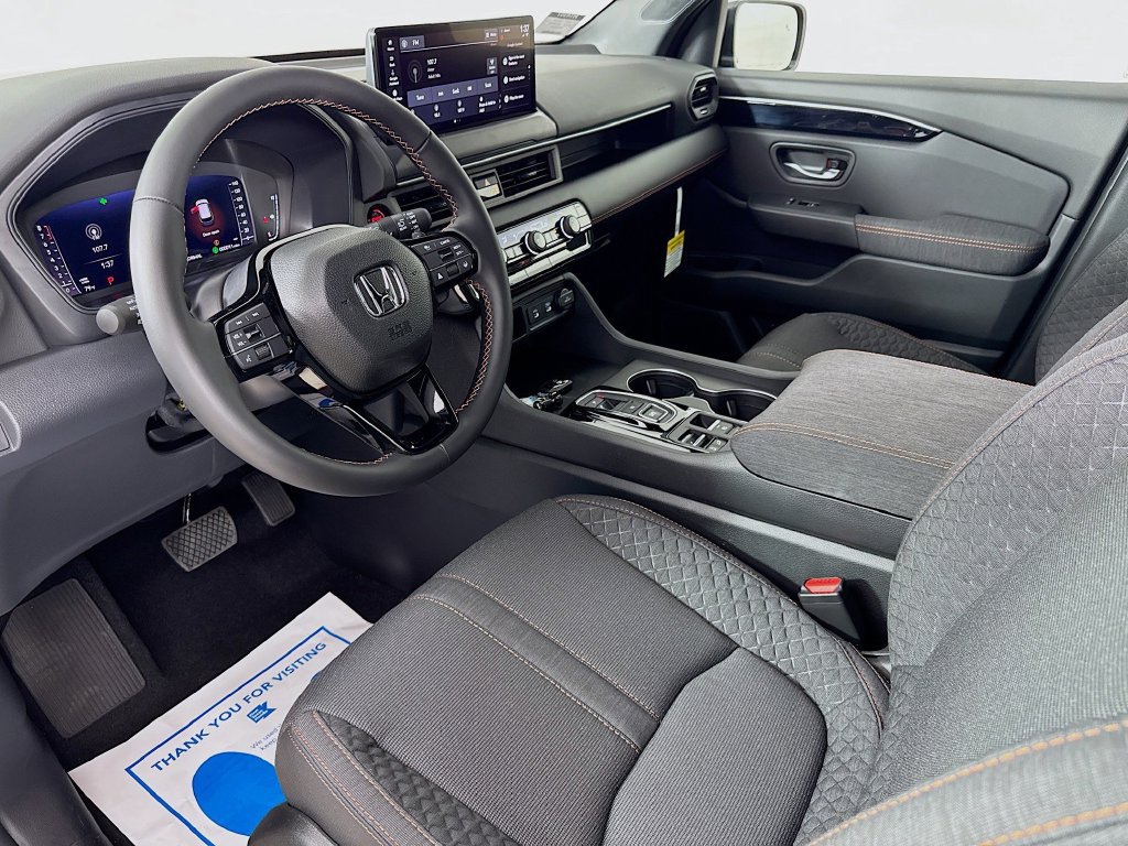 Used 2026 Honda Pilot Sport image 11
