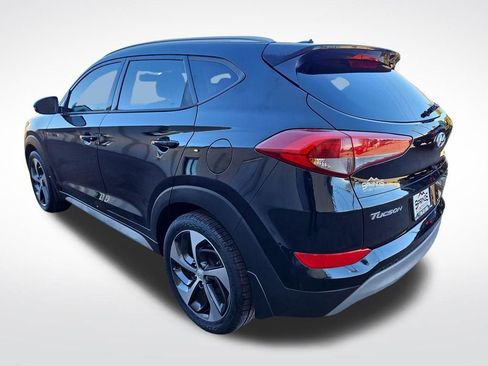 Used 2017 Hyundai Tucson Sport image 3