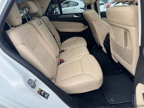 Used 2019 Mercedes-Benz GLE 400 4MATIC image 19