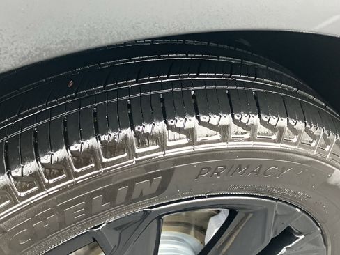 Used 2024 Honda CR-V Sport Touring image 12