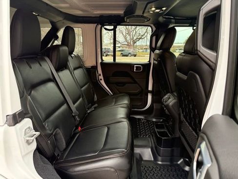 Used 2021 Jeep Wrangler Unlimited Rubicon image 28