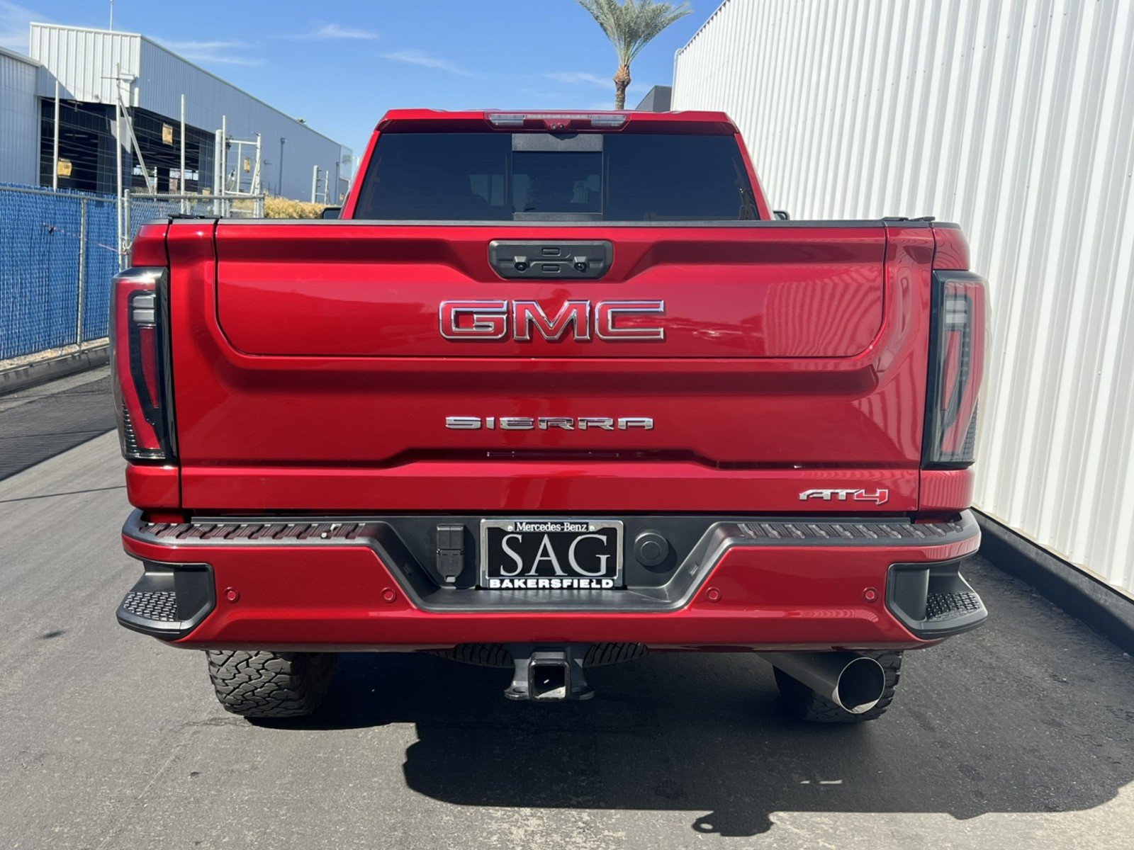 Used 2025 GMC Sierra 3500 AT4 w/ AT4 Premium Plus Package AWD/4WD image 5