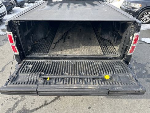 Used 2013 Ford F150 XLT w/ XLT Chrome Pkg image 10