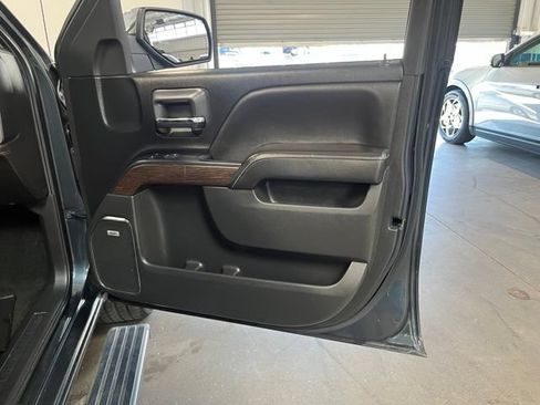 Used 2018 GMC Sierra 1500 Denali w/ Denali Ultimate Package AWD/4WD image 13