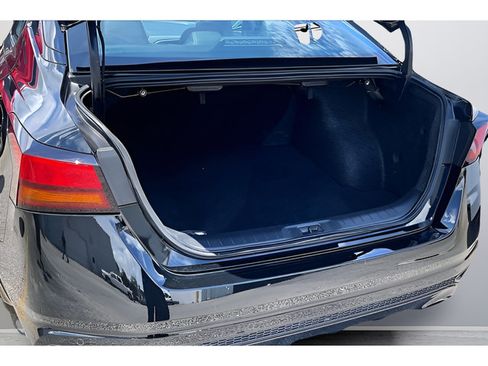 Certified 2025 Nissan Altima 2.5 SR FWD image 30
