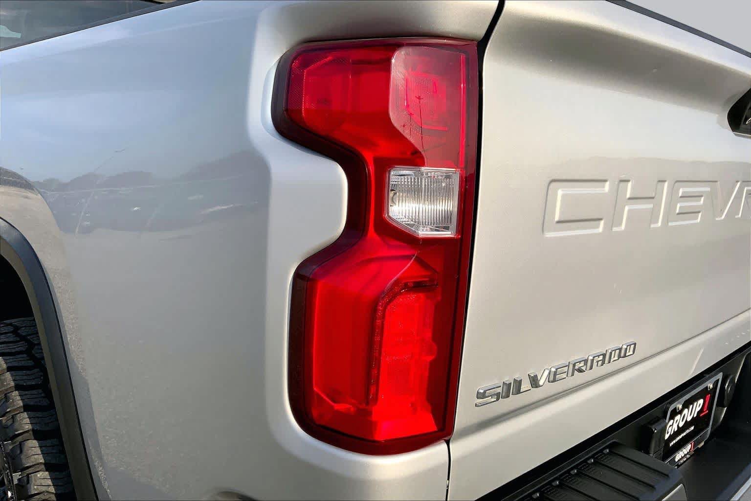 Used 2020 Chevrolet Silverado 2500 LTZ w/ LTZ Plus Package AWD/4WD image 28