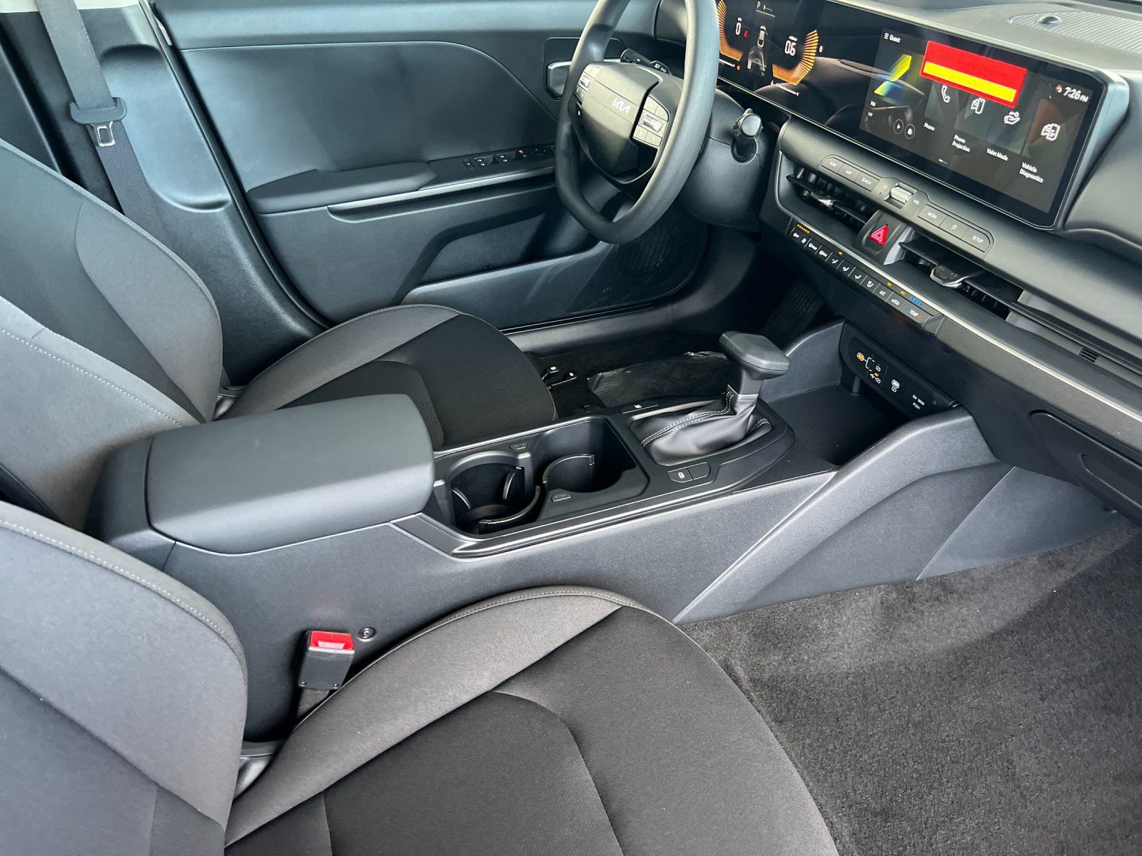 Certified 2026 Kia K4 FWD image 14