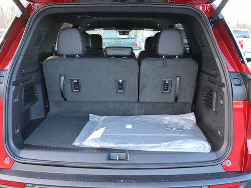 New 2026 Chevrolet Traverse LT w/ Driver Confidence Package image 23