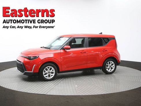 Used 2024 Kia Soul LX w/ Option Group 015 FWD image 57
