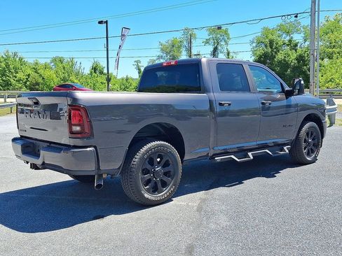 Used 2025 RAM 2500 Big Horn RWD image 9