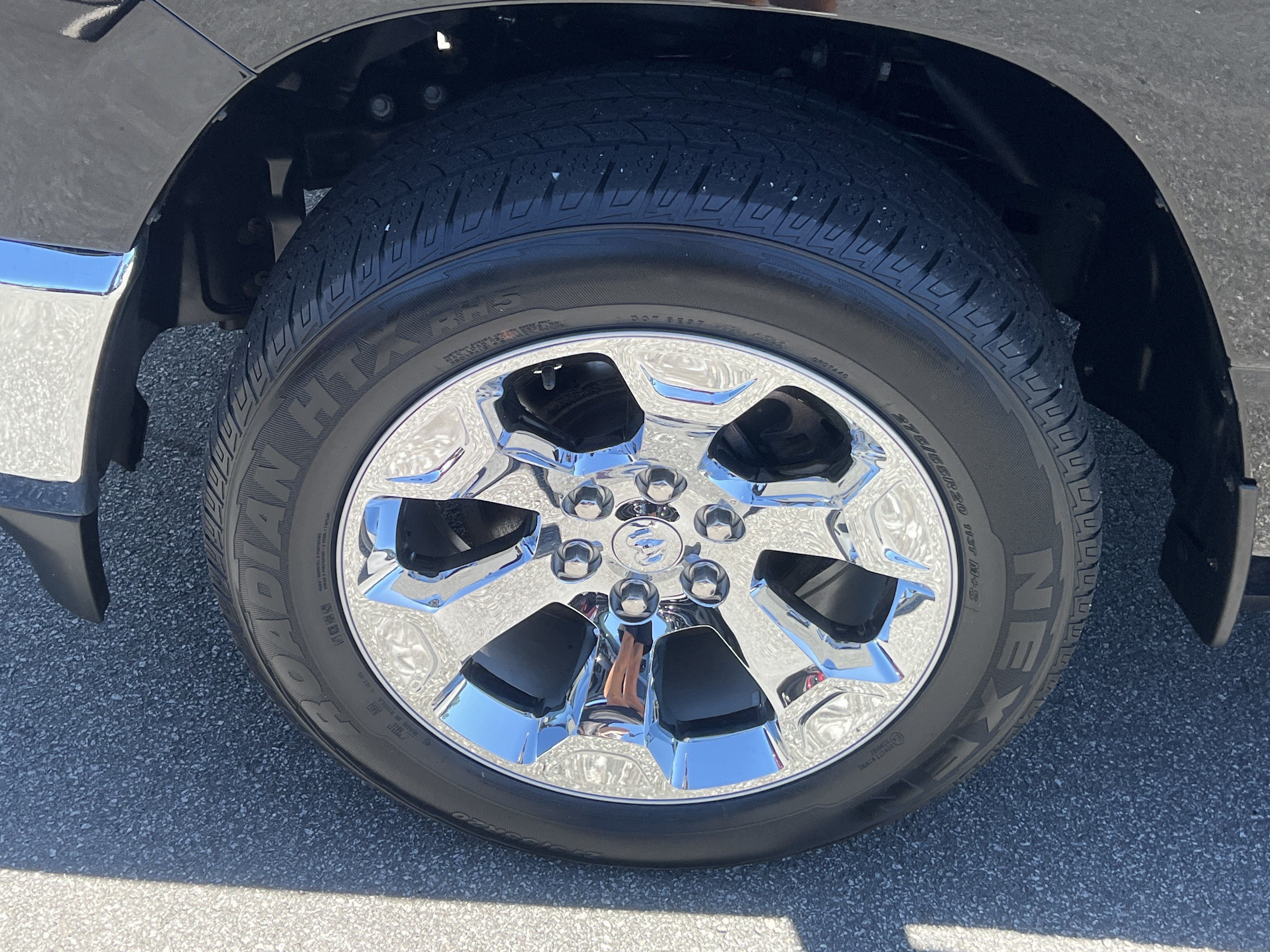 Used 2022 RAM 1500 Big Horn AWD/4WD image 13