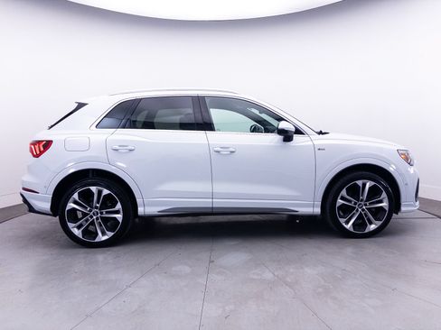 Used 2019 Audi Q3 2.0T Prestige w/ Prestige Package AWD/4WD image 46