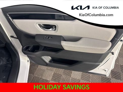 Used 2025 Honda Pilot Touring image 19