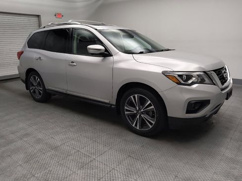 Used 2020 Nissan Pathfinder Platinum AWD/4WD image 11