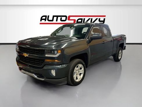 Used 2018 Chevrolet Silverado 1500 LT w/ All Star Edition AWD/4WD image 3