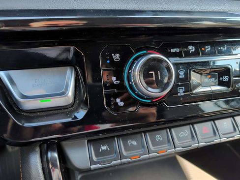 Used 2024 GMC Sierra 1500 AT4 w/ AT4 Preferred Package image 13