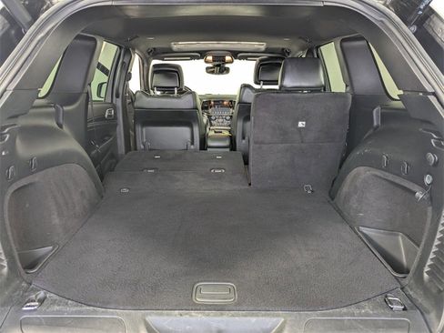 Used 2020 Jeep Grand Cherokee Limited w/ Trailer Tow Group IV image 28