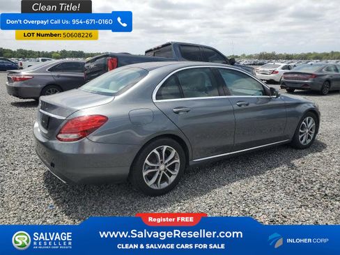 Used 2017 Mercedes-Benz C 300 Sedan image 4