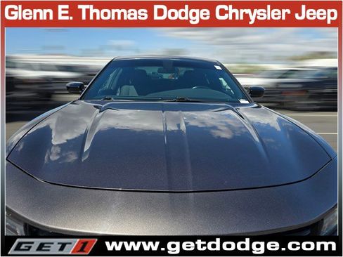 Used 2020 Dodge Charger SXT w/ Blacktop Package image 5