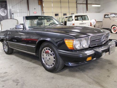 Used 1988 Mercedes-Benz 560 SL image 36
