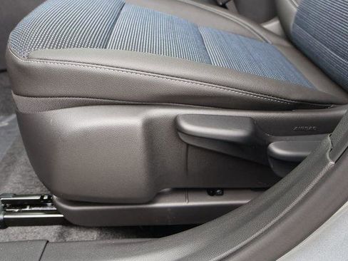 New 2026 Buick Envista Preferred FWD image 37