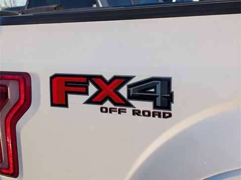 Used 2017 Ford F150 Lariat image 3