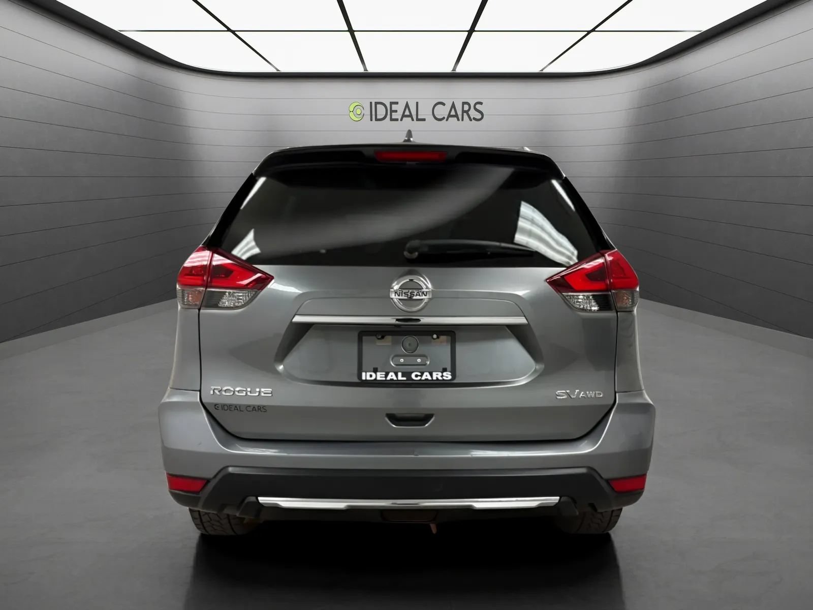Used 2018 Nissan Rogue SV AWD/4WD image 6
