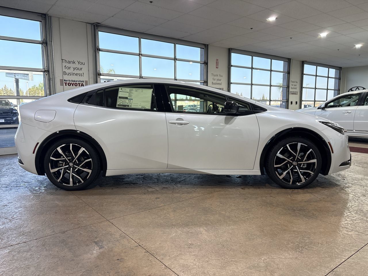 New 2027 Toyota Prius Plug-In Hybrid FWD image 3