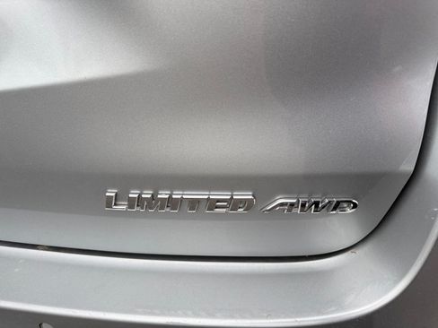 Used 2018 Toyota Highlander Limited Platinum AWD/4WD image 23