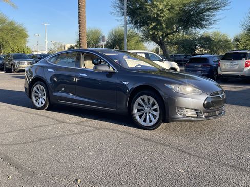 Used 2014 Tesla Model S image 6