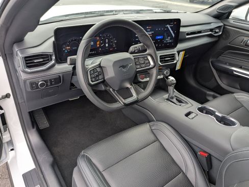 New 2025 Ford Mustang Premium image 13