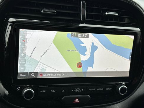 Used 2023 Kia Soul GT-Line image 18