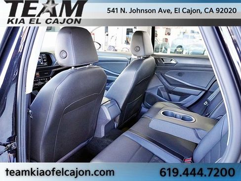 Used 2024 Volkswagen Jetta SE image 16