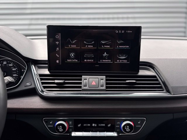 Used 2023 Audi Q5 2.0T Premium AWD/4WD image 26