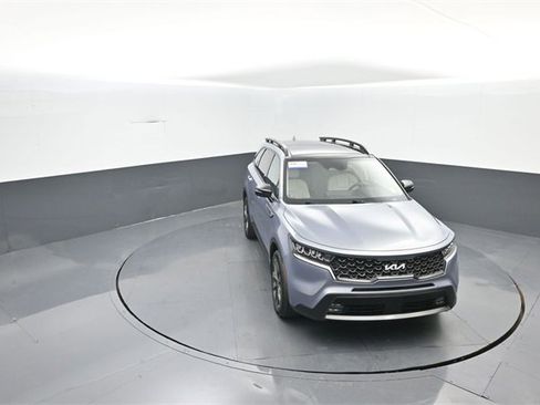 Used 2023 Kia Sorento X-Line EX image 19