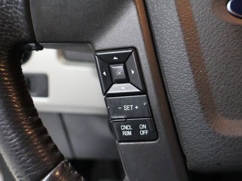 Used 2012 Ford F150 Lariat w/ Lariat Chrome Pkg image 27