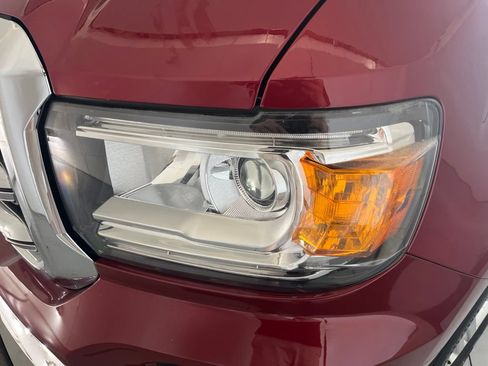 Used 2017 GMC Canyon SLT w/ Driver Alert Package AWD/4WD image 32