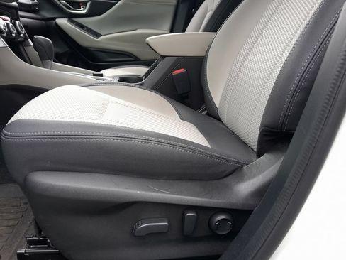 Used 2020 Subaru Forester Premium AWD/4WD image 13