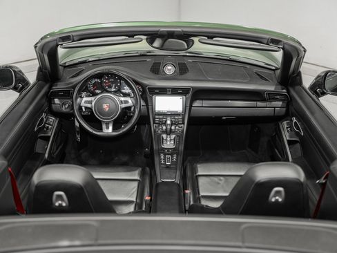 Used 2016 Porsche 911 Carrera GTS RWD image 23